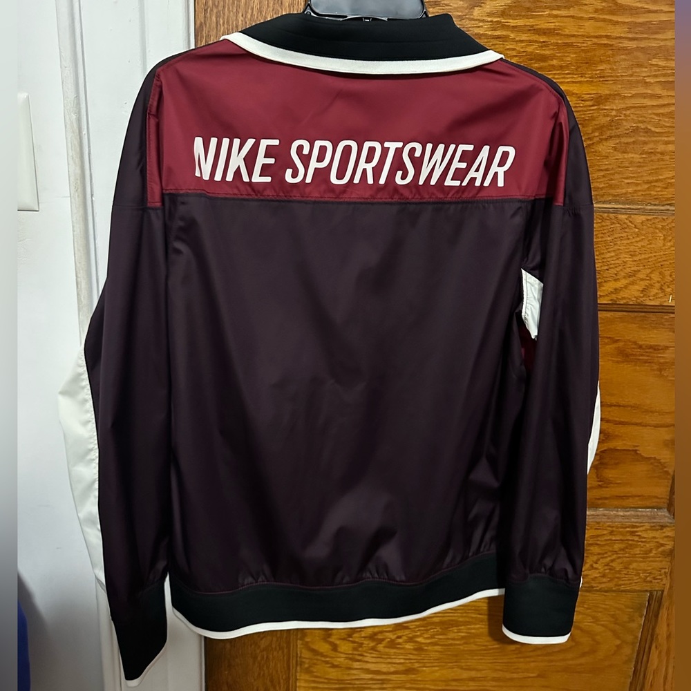 Nike jacket - Picture 4 of 4